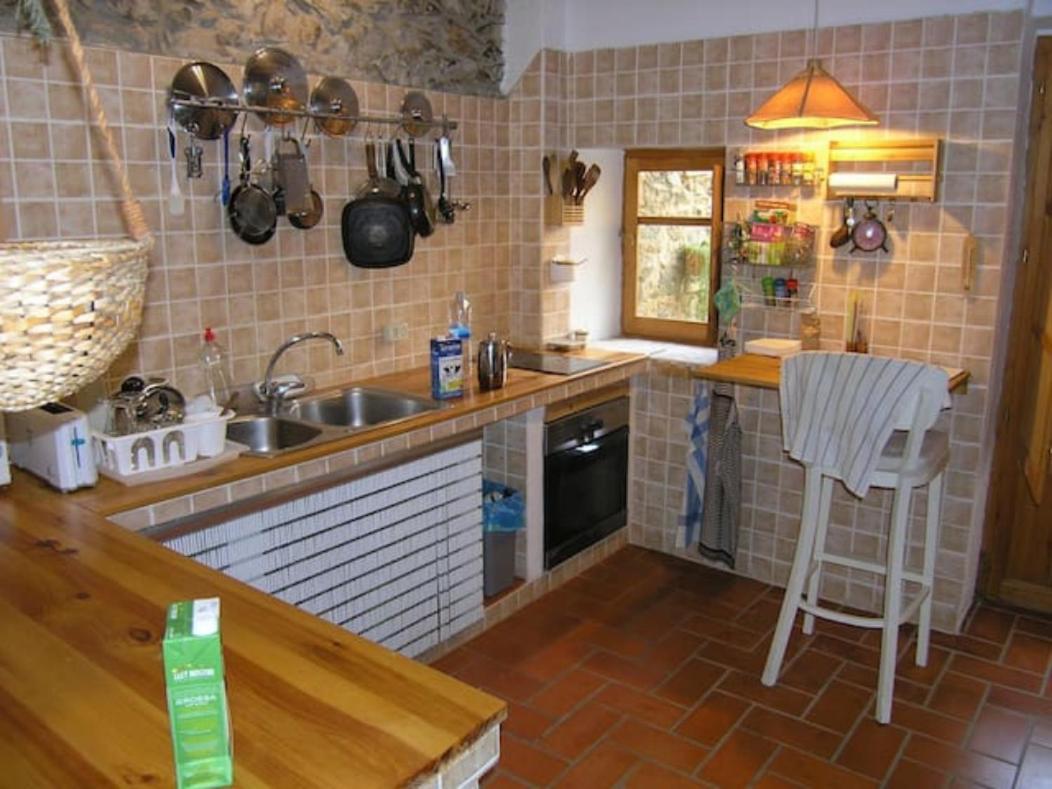 Cal Joanet, acollidora caseta a Gratallops Esterno foto