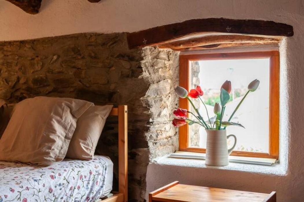 Cal Joanet, acollidora caseta a Gratallops Esterno foto